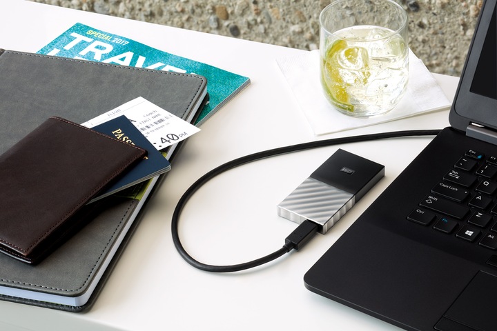 Actual product image WD My Passport SSD *2017* (256 GB)