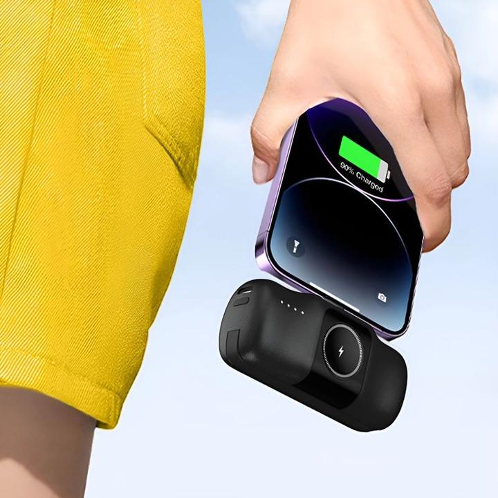 Actual product image Wozinsky WF16-YLS 5000mAh 15W Lightning Mini Power Bank with Built-in USB-C Cable and Apple Watch Ch (5000 mAh, 15 W, 15 Wh)