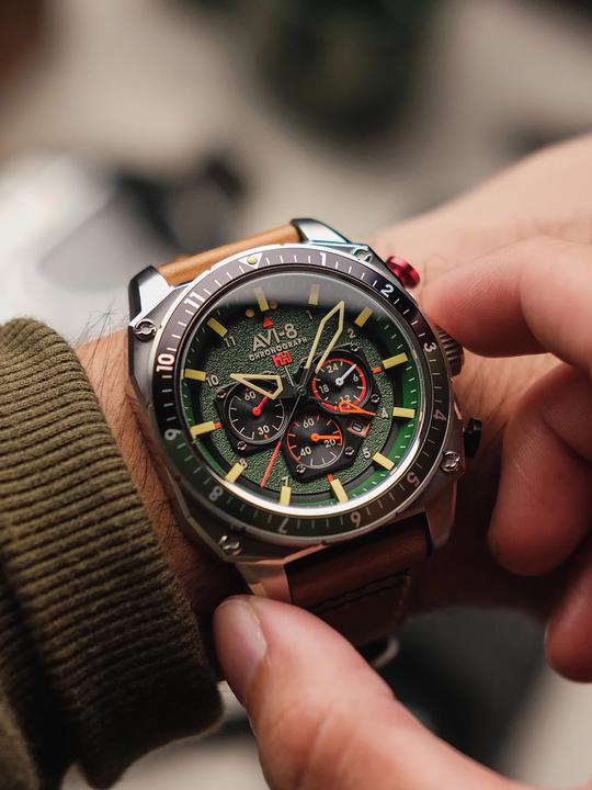 Produktbild AVI-8 AV-4100-01 (Chronograph)