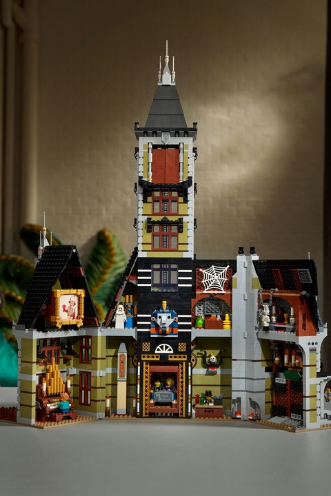 Actual product image LEGO haunted house (10273, LEGO Creator Expert, LEGO Rare Sets)