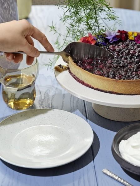 Actual product image Broste Copenhagen Nordic Cake Plate, Stoneware - Vanilla