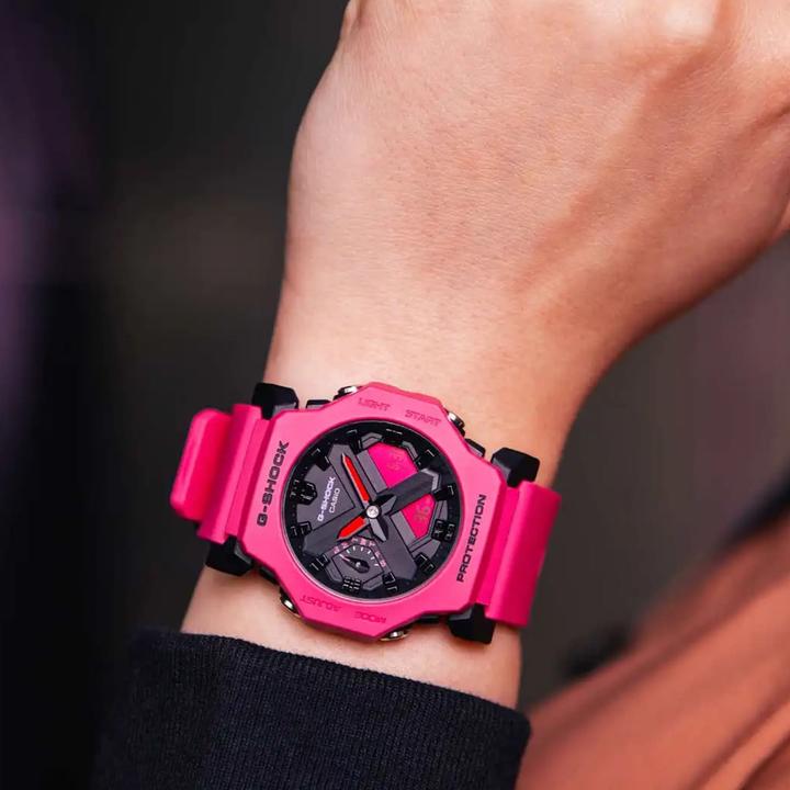 Produktbild Casio GA-2300-4AER (Sportuhr)
