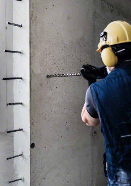 Actual product image Bosch Professional Zubehör Expert SDS max-8X hammer drill, 18 x 600 x 740 mm (18 millimetres)