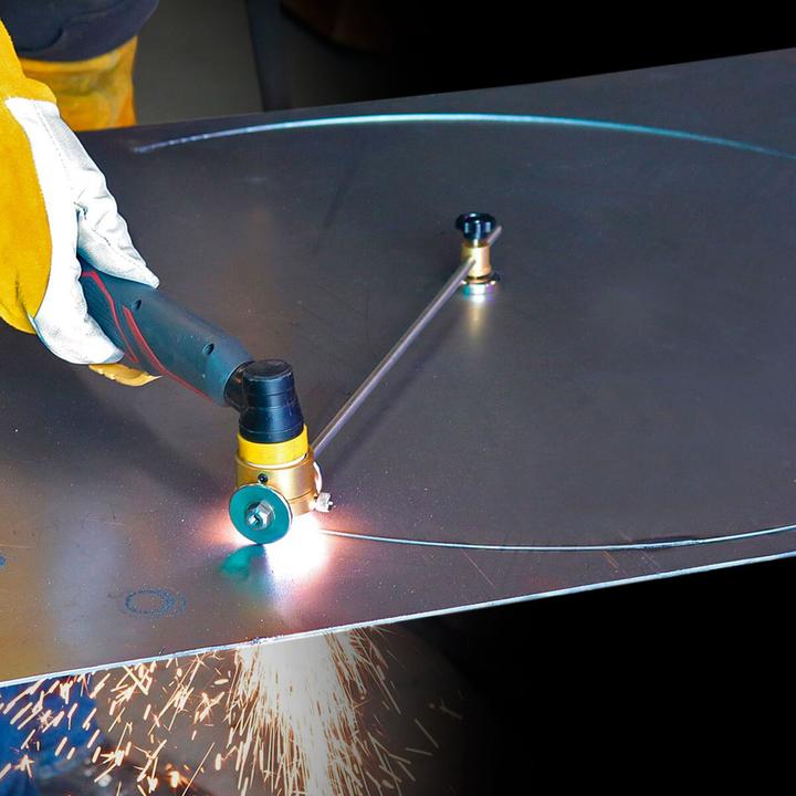 Image du produit Stahlwerk Découpeuse circulaire pour torche plasma P-80, y compris chariot de guidage et aimant