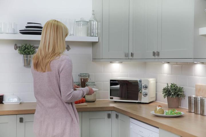 Actual product image Russell Hobbs Manual Solo Microwave (17 l)