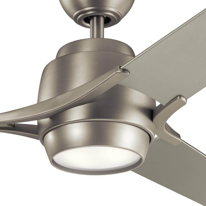Produktbild Elstead Lighting Zeus leiser Deckenventilator mit LED Licht Ø152cm Holz + Fernbedienung Silber (39 dB)