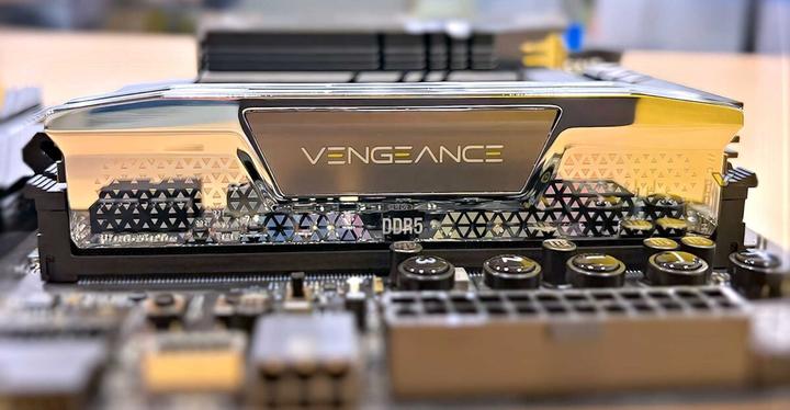 Image du produit Corsair Vengeance (2 x 24 Go, 8400 MHz, RAM DDR5, CU-DIMM)
