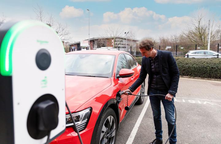 Produktbild Schneider Electric EVB3S22NCB (Typ 2, 22 kW, 32 A)