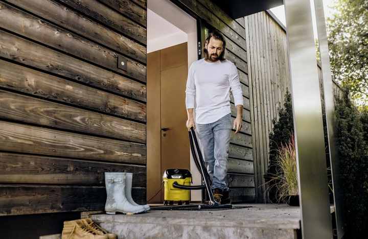 Actual product image Kärcher KWD 1 W V-12/2/18 (Wet dry vacuum cleaner)