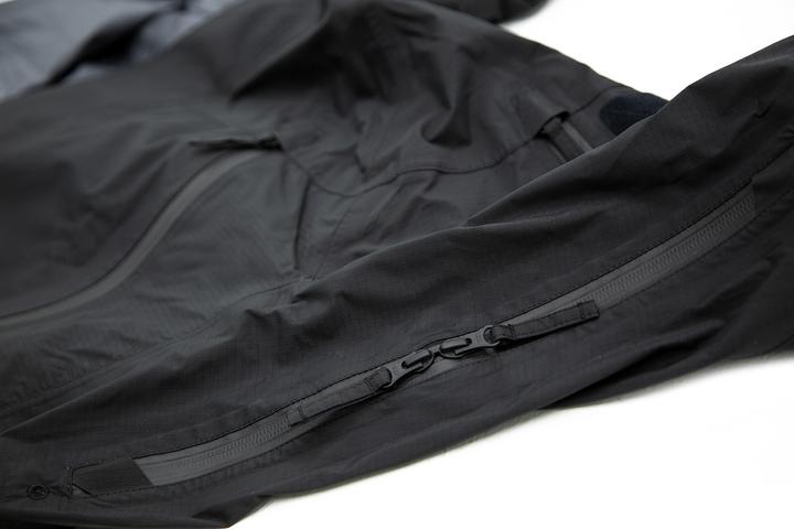 Actual product image Carinthia Professional Rain Garment 2.0 (M)