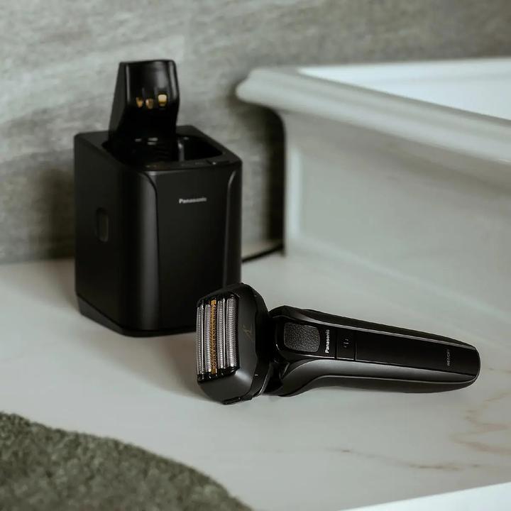 Actual product image Panasonic ES-LV9U