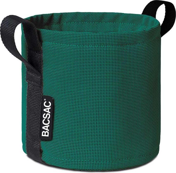 Emeraude (emerald green)