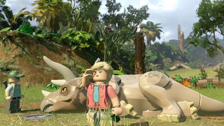 Actual product image WB Lego Jurassic World (PS4, Multilingual)