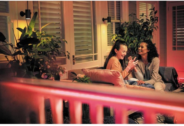 Image du produit Philips Hue Hue LED Stripe Lightstrip Outdoor (DE Connecteur) (Multicolore, 200 cm, Extérieur)