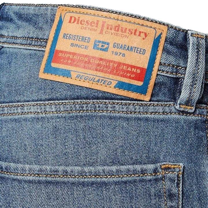 Produktbild Diesel 1986 Larkee Beex Jeans (31)