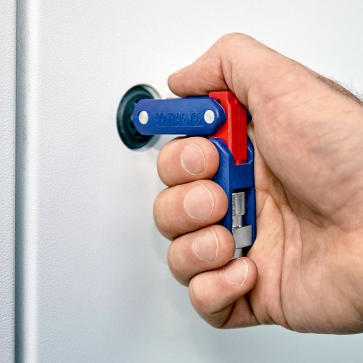Actual product image Knipex Control Cabinet Key DoubleJoint