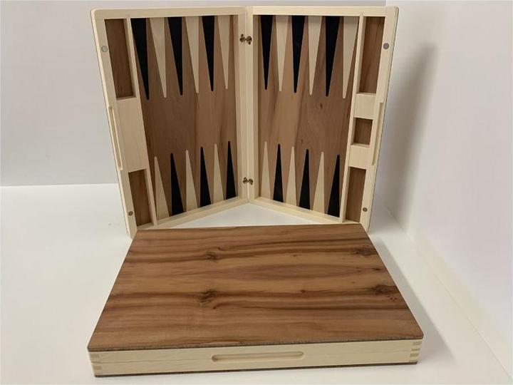 Actual product image Ulbrich Design Backgammon case apple