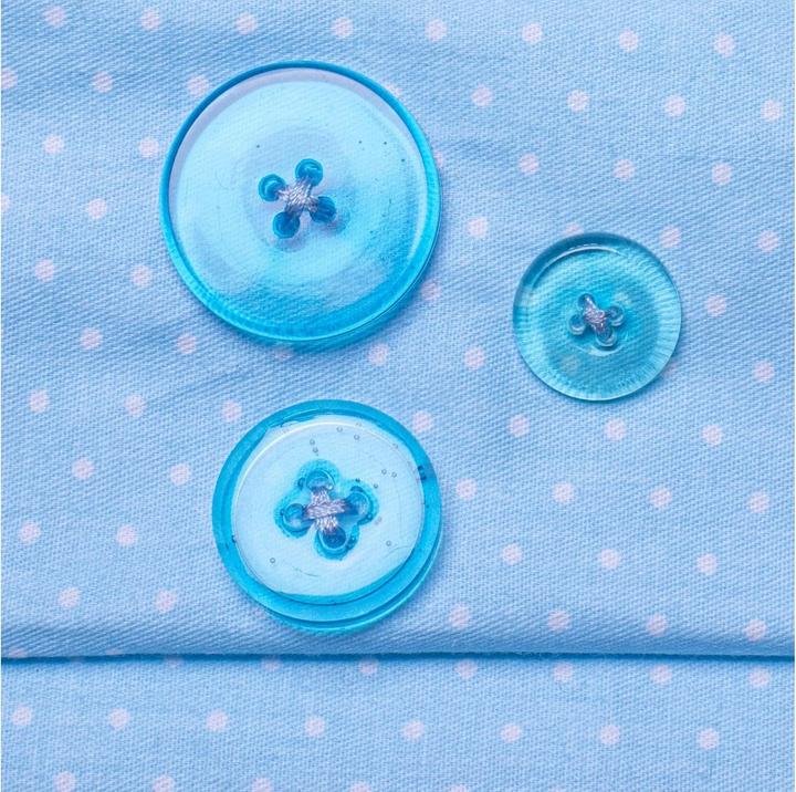 Actual product image Glorex Silicone mould 9 x 8 cm, 11 pieces, buttons