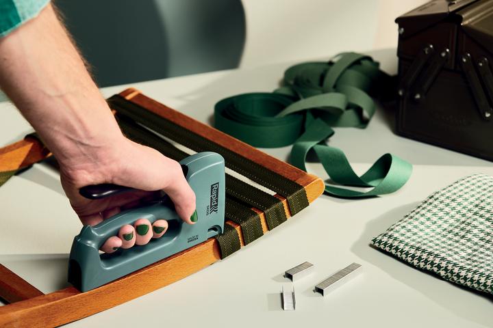 Actual product image Rapid Hand tacker R13