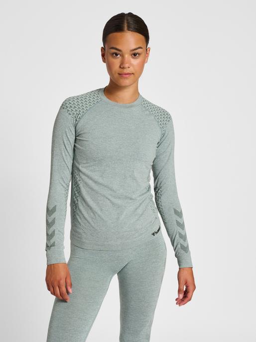 Actual product image hummel Ci Seamless T-Shirt L/S (XS)