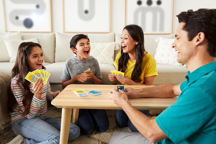 Produktbild Mattel Games O'NO 99 Kartenspiel (Deutsch, Französisch, Italienisch, Englisch)