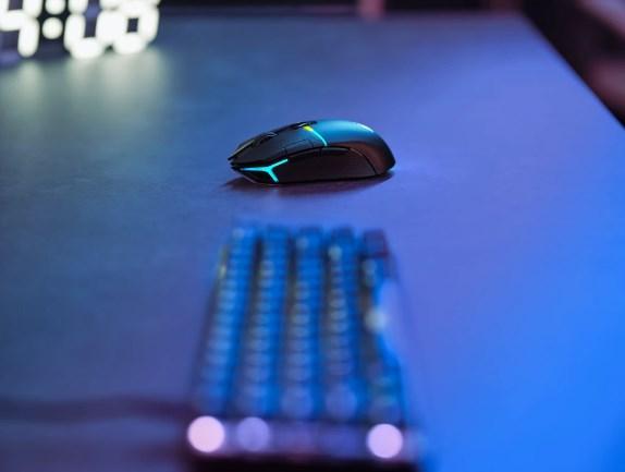 Actual product image Corsair Nightsabre (Cable, Wireless)