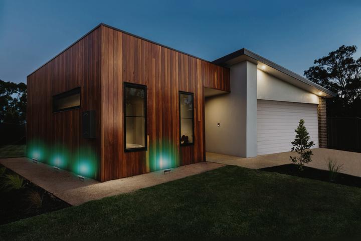 Immagine prodotto Ledvance Smart+ Multicolor (630 lm, IP65)