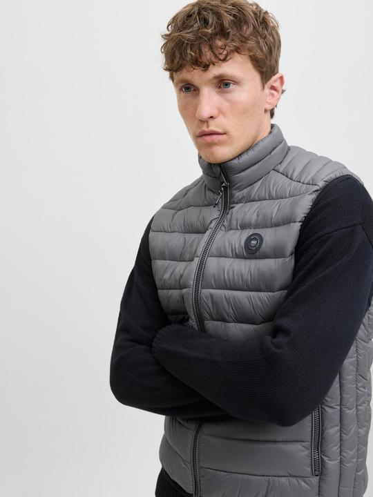 Produktbild Jack & Jones Jjebradley Light Bodywarmer Collar Noos (M)