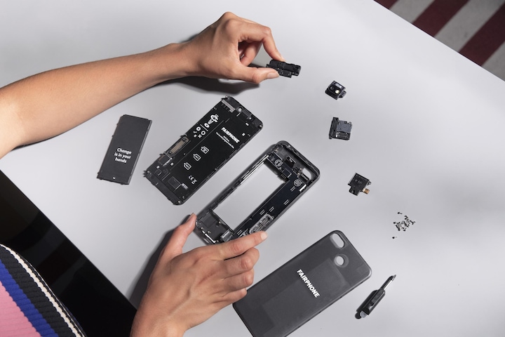 Actual product image Fairphone 3+ (64 GB, Black, 5.65", Dual SIM + SD, 48 Mpx, 4G)