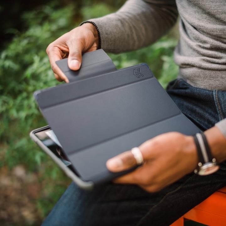 Image du produit STM Dux Plus Duo (iPad 2019 (7e gène), iPad 2020 (8. Gen))