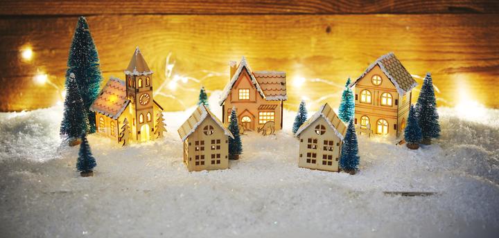 Produktbild VBS Holzbausatz "Kirche" inkl. LED