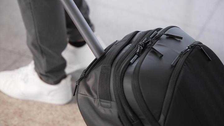 Actual product image Targus EcoSmart Mobile Tech Traveler (15.60", Universal)