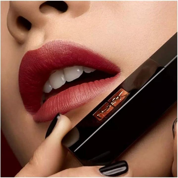 Image du produit Yves Saint Laurent Rouge Pur Couture The Slim Velvet Radical Nude Protest 302 (302 - Nude Protest)