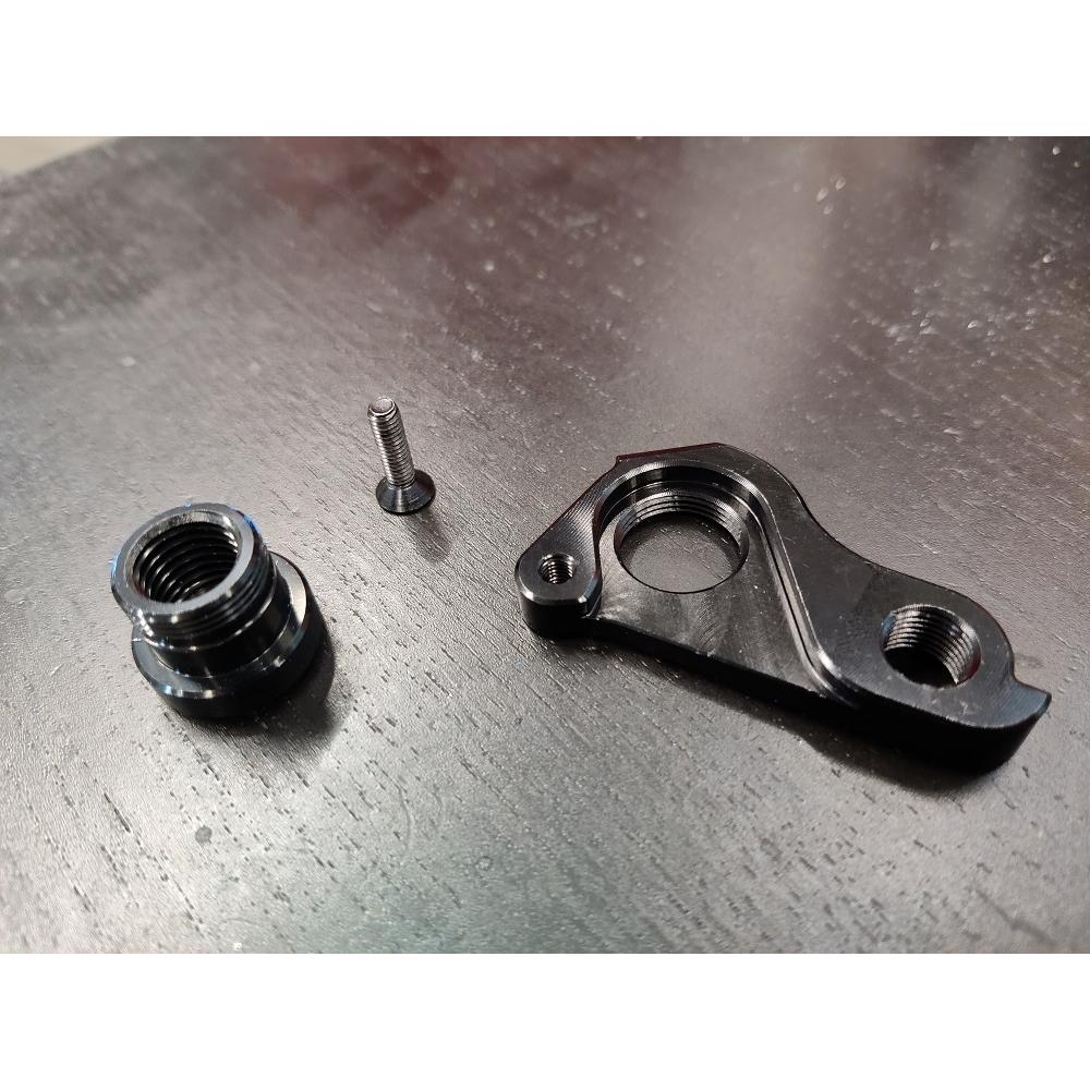 GZR Progressiv-e CF vaihtajan korvake, varaosa (Progressiv-e CF Korvake)