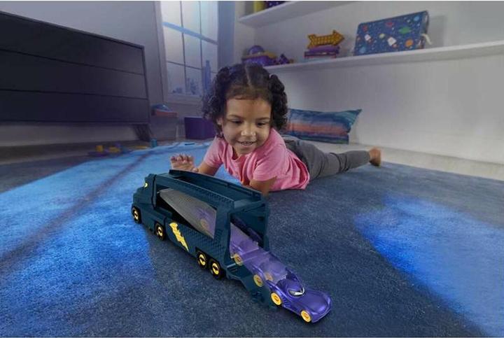 Image du produit Fisher-Price Batwheels Bat-Transporter