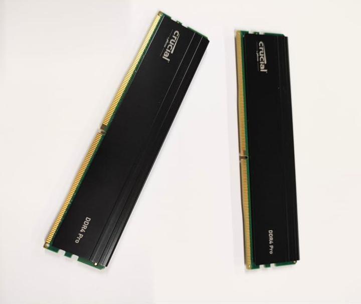 Image du produit Crucial 16 Go DDR4-RAM PC3200 PRO Gaming 1x16GB TRAY (1 x 16GB, 3200 MHz, RAM DDR4, DIMM)