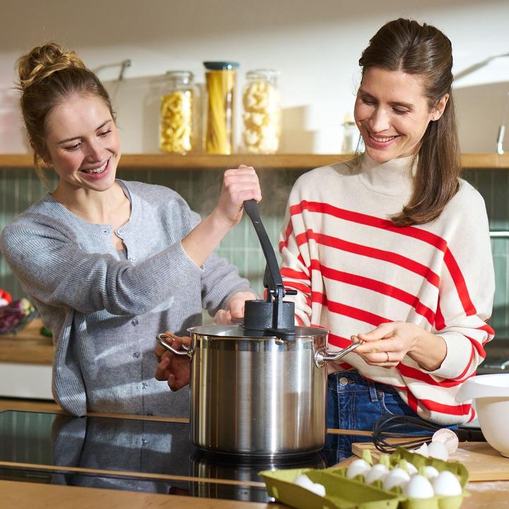 Image du produit Westmark Black Edition Spätzle-/Kartoffelpresse
