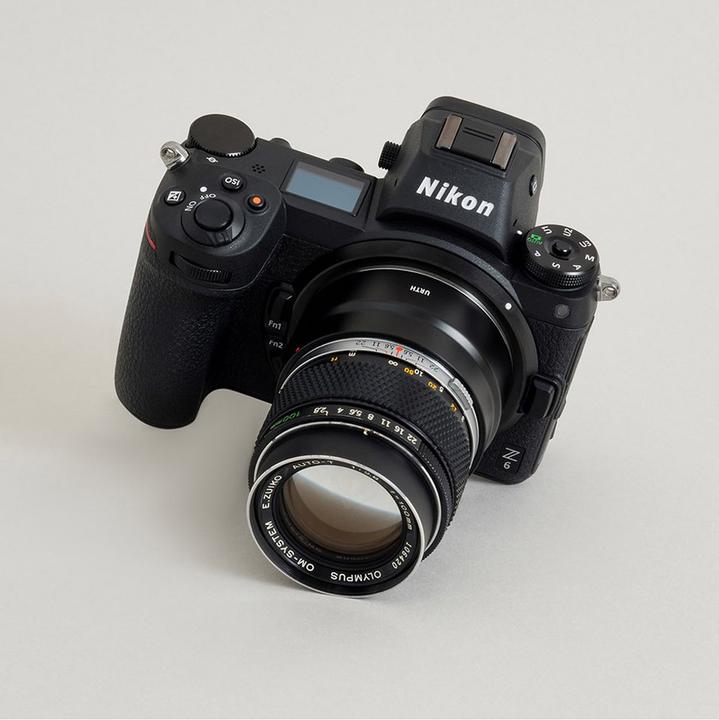 Produktbild Urth Lens Mount Adapter: Compatible with Olympus OM Lens to Nikon Z Camera Body