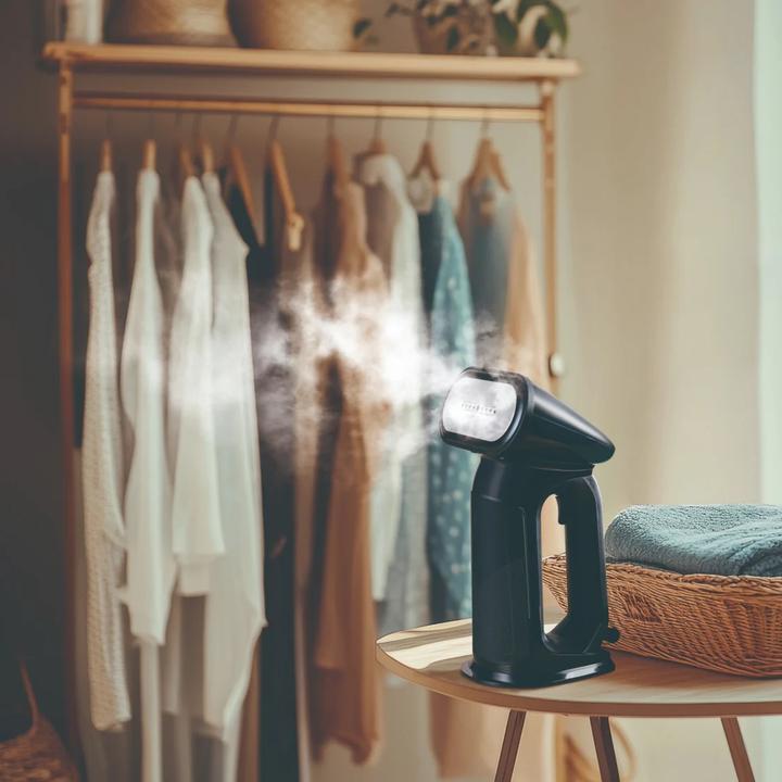 Image du produit Wilfa Dapper 1800 Clothes Steamer (1800 W, 32 g/min)