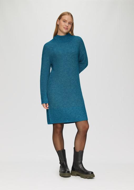 Actual product image S.Oliver Kleid Strickkleid mit Stehkragen und überschnittenen Schultern (46)