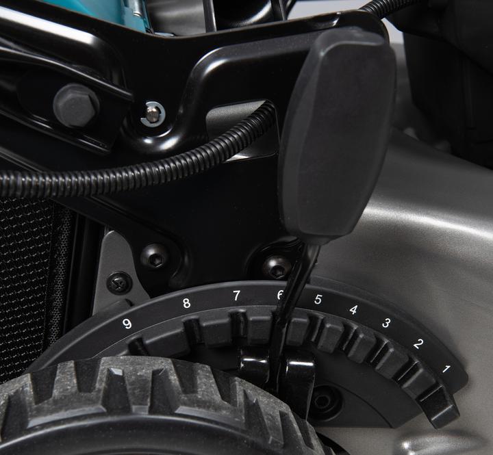 Actual product image Makita Battery lawn mower incl. 2nd battery, incl. charger 1900W 40V Cutting width (max.) 48cm (Rechargeable battery operated)
