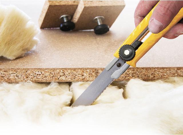 Actual product image Olfa 3 PCs LWB segment sheets in a plastic box (Replacement blade)
