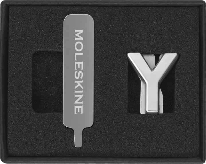 Actual product image Moleskine Pin Letter Y Silver (No binding)