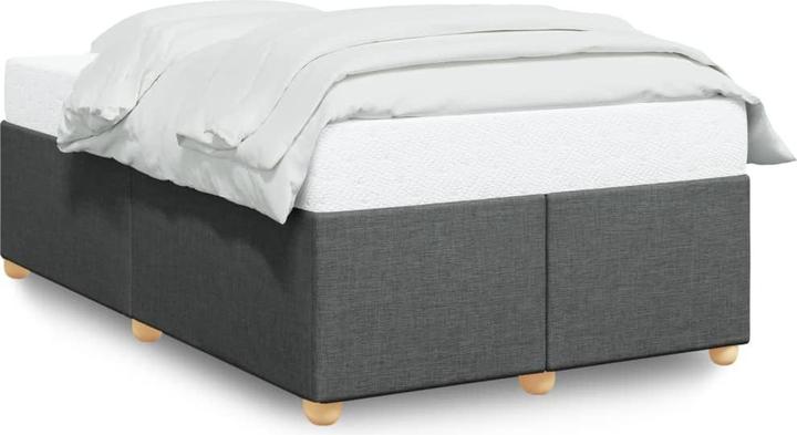 Gris foncé