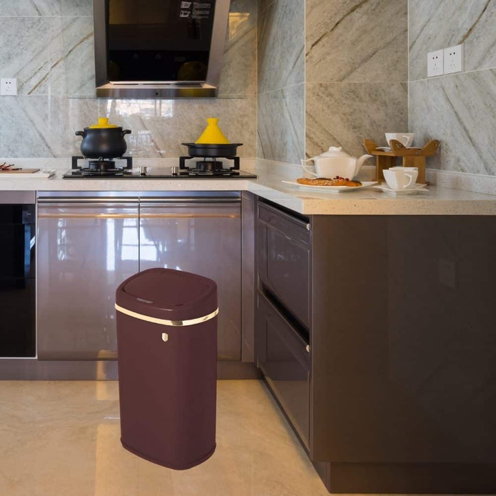 Produktbild BerlingerHaus Design Abfalleimer aus Metall, mit Sensor, 58l, bordeaux (58 l)