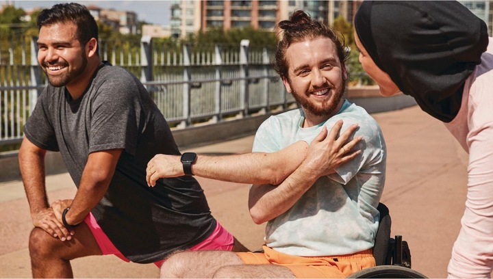Produktbild Fitbit Versa 4 (40.50 mm)