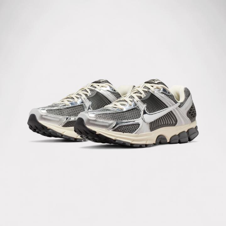 Image du produit Nike Zoom Vomero 5 (40)