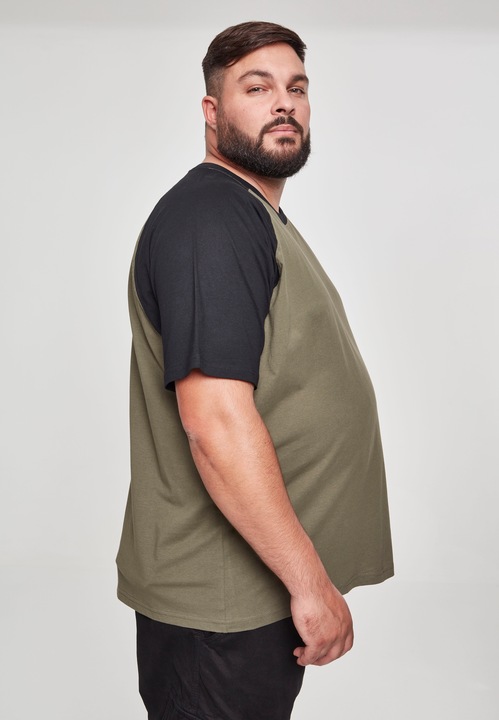 Actual product image Urban Classics Raglan Contrast Tee (4XL)