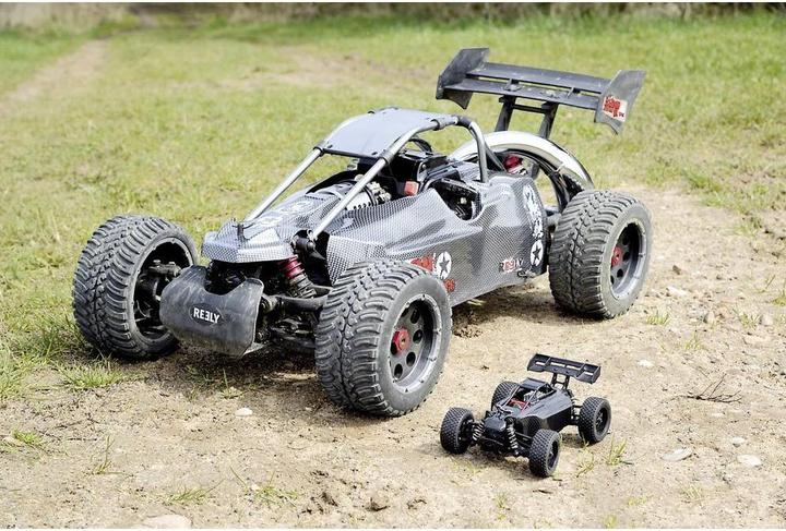Actual product image Reely Carbon Fighter Special-Edition 1:6 RC Modellauto Benzin Buggy Heckantrieb (RTR Ready-to-Run)