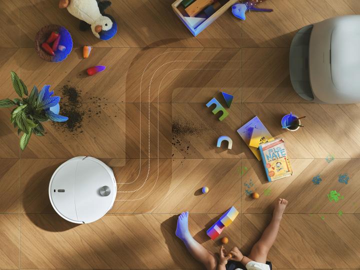 Actual product image Roborock Qrevo Curv 2 ProX (25000 Pa, Wiping pads (rotating))